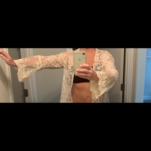 L Space Lace Kimono Cover Up Size M/L - Picture 4 of 8